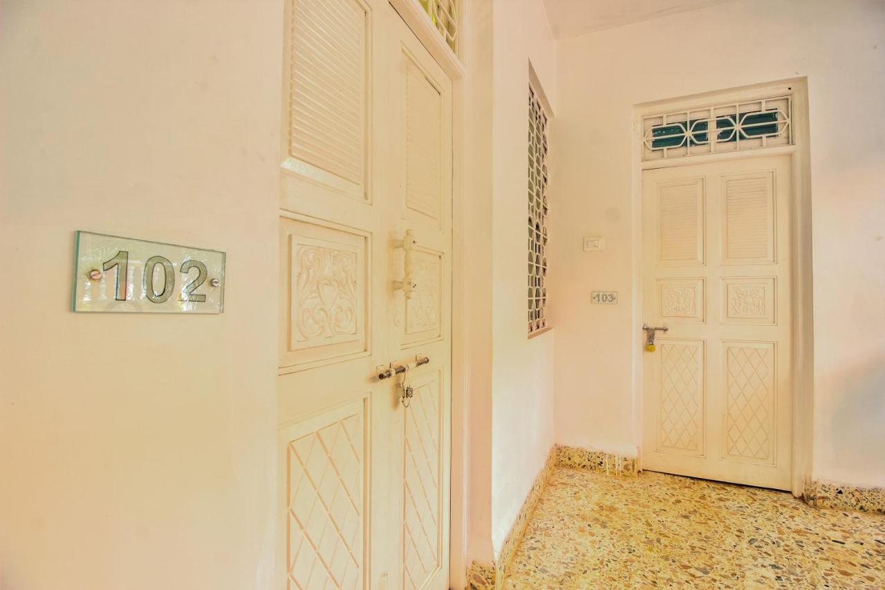 Jack'S Calangute Place Hotel Exterior photo