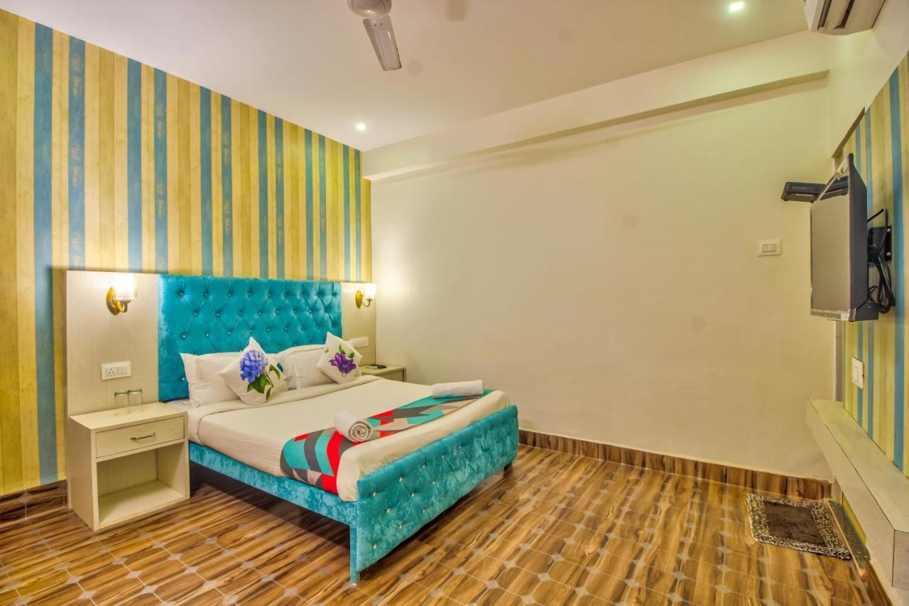 Jack'S Calangute Place Hotel Exterior photo